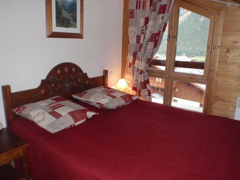 photo 11 Owner direct vacation rental Pralognan la Vanoise appartement Rhone-Alps Savoie bedroom 2