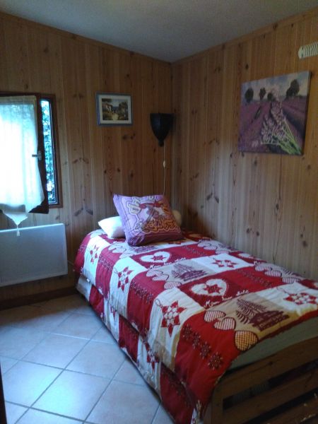 photo 19 Owner direct vacation rental Le Castellet bungalow Provence-Alpes-Cte d'Azur Var bedroom 2