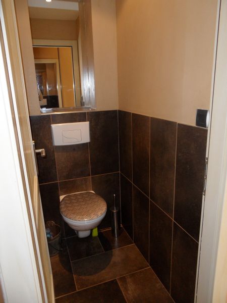 photo 12 Owner direct vacation rental Grardmer appartement Lorraine Vosges Bathroom w/toilet only