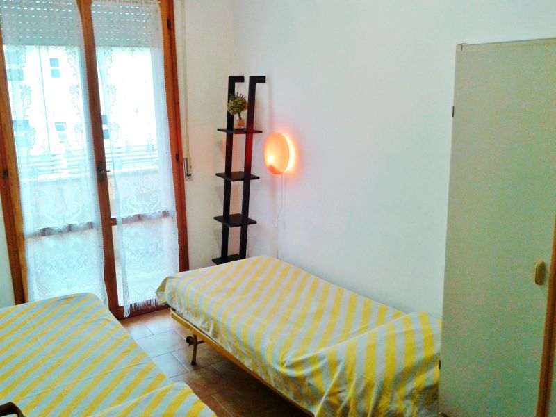 photo 6 Owner direct vacation rental Rimini appartement Emilia-Romagna Rimini Province bedroom 2