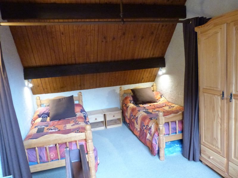 photo 11 Owner direct vacation rental Cauterets studio Midi-Pyrnes Hautes-Pyrnes bedroom