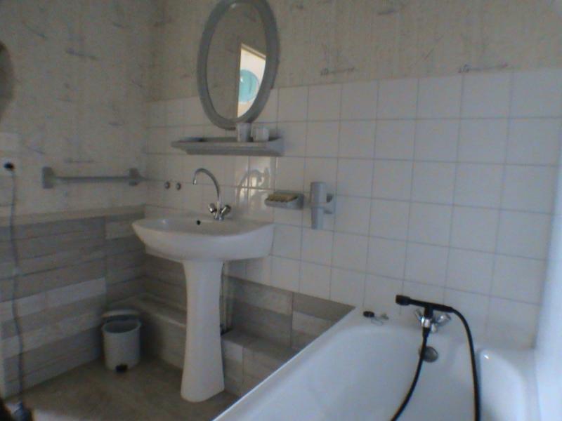 photo 8 Owner direct vacation rental Le Croisic appartement Pays de la Loire Loire-Atlantique bathroom