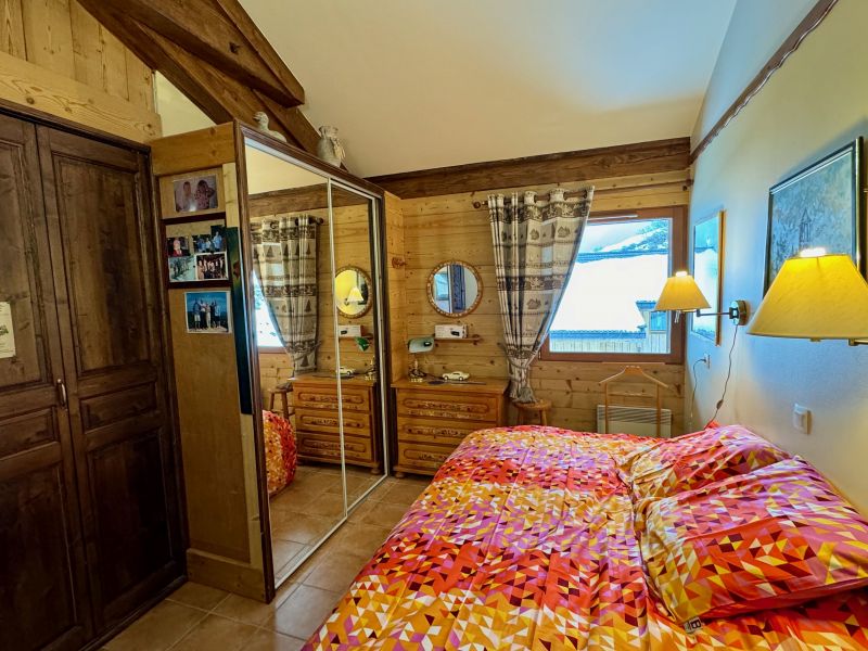 photo 15 Owner direct vacation rental Les Menuires chalet Rhone-Alps Savoie bedroom 3