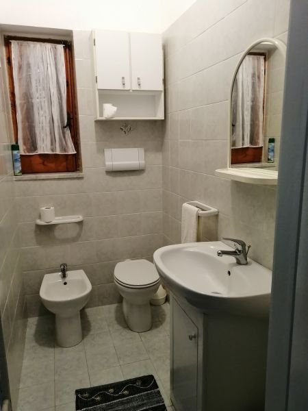 photo 14 Owner direct vacation rental Maratea maison Basilicate Potenza Province bathroom 1