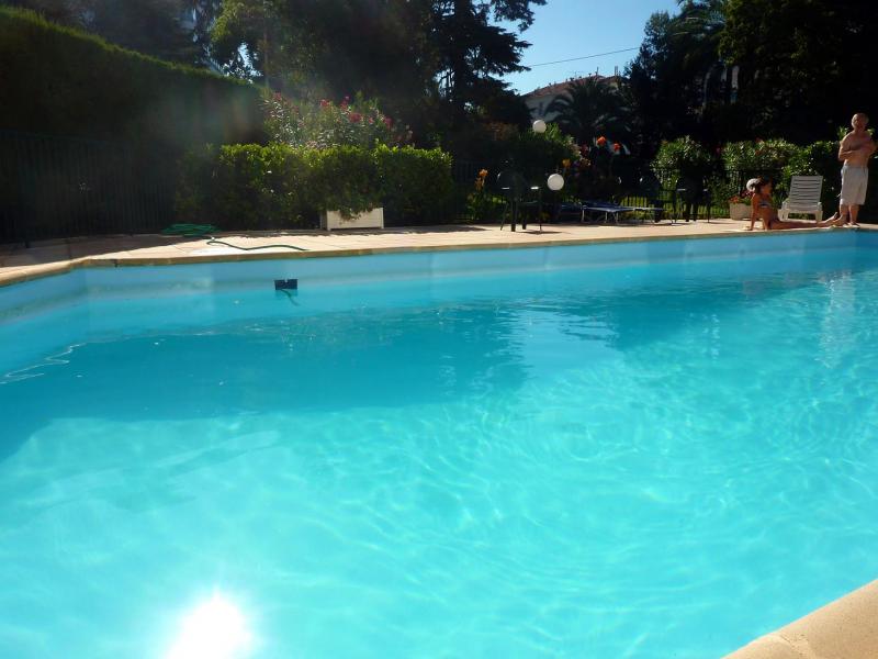 photo 8 Owner direct vacation rental Cannes appartement Provence-Alpes-Cte d'Azur Alpes-Maritimes Swimming pool