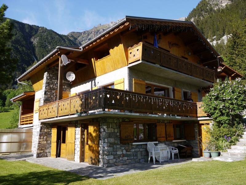 photo 3 Owner direct vacation rental Pralognan la Vanoise gite Rhone-Alps Savoie View of the property from outside