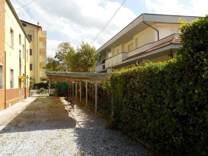 photo 1 Owner direct vacation rental Marina di Massa appartement Tuscany Massa-Carrara Province Parking