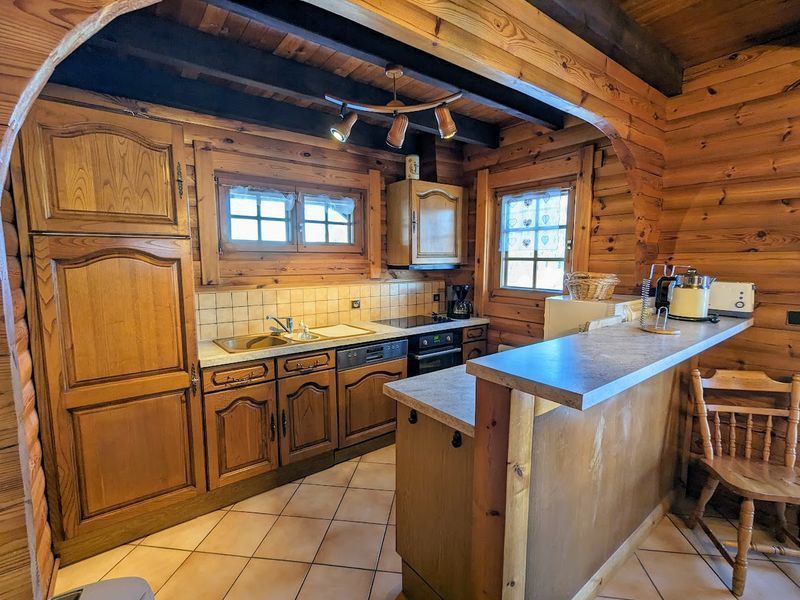 photo 4 Owner direct vacation rental Grardmer chalet Lorraine Vosges Open-plan kitchen