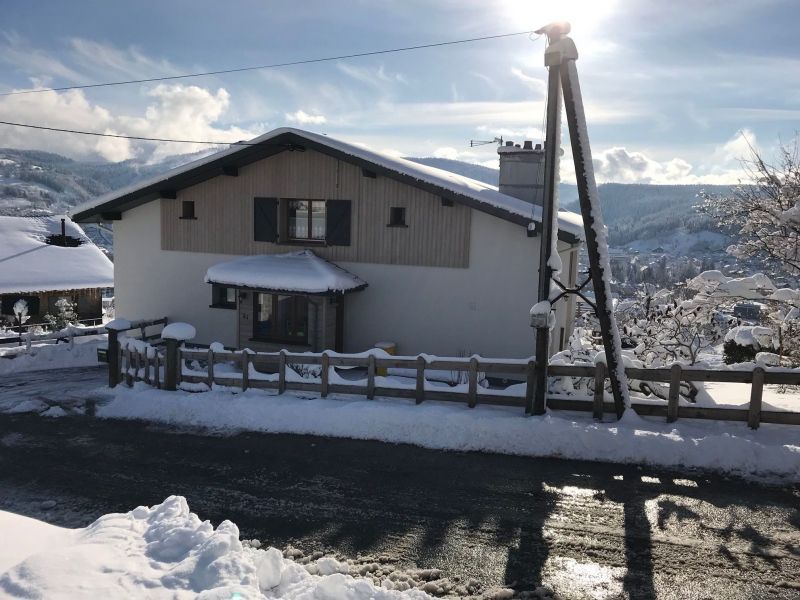 photo 6 Owner direct vacation rental Grardmer appartement Lorraine Vosges View of the property from outside