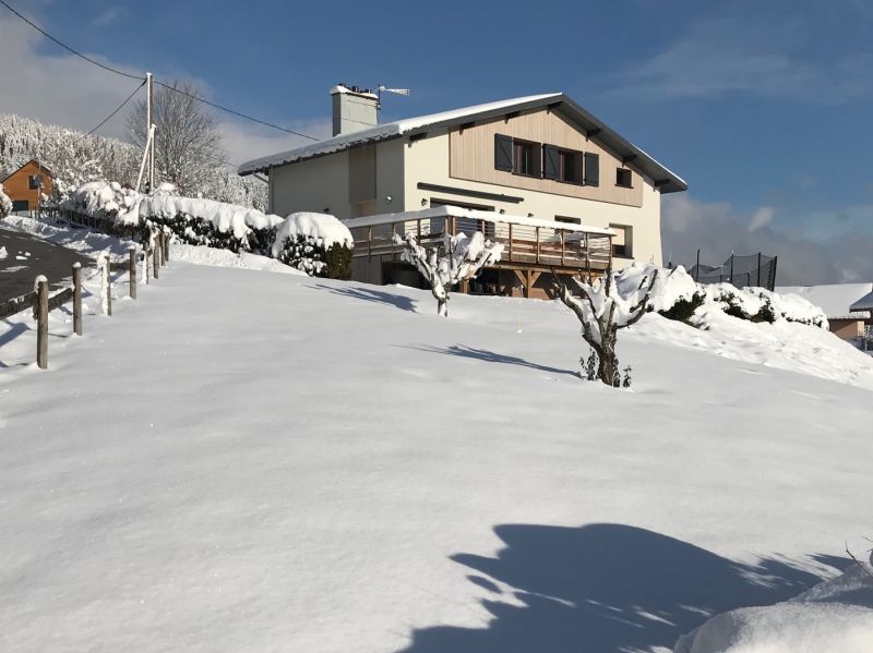 photo 7 Owner direct vacation rental Grardmer appartement Lorraine Vosges View of the property from outside