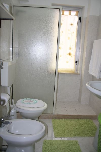 photo 14 Owner direct vacation rental Balestrate appartement Sicily Palermo Province bathroom