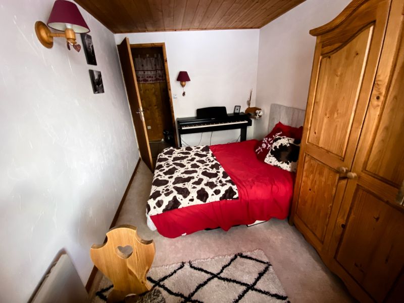 photo 21 Owner direct vacation rental Bonneval sur Arc appartement Rhone-Alps Savoie bedroom 1