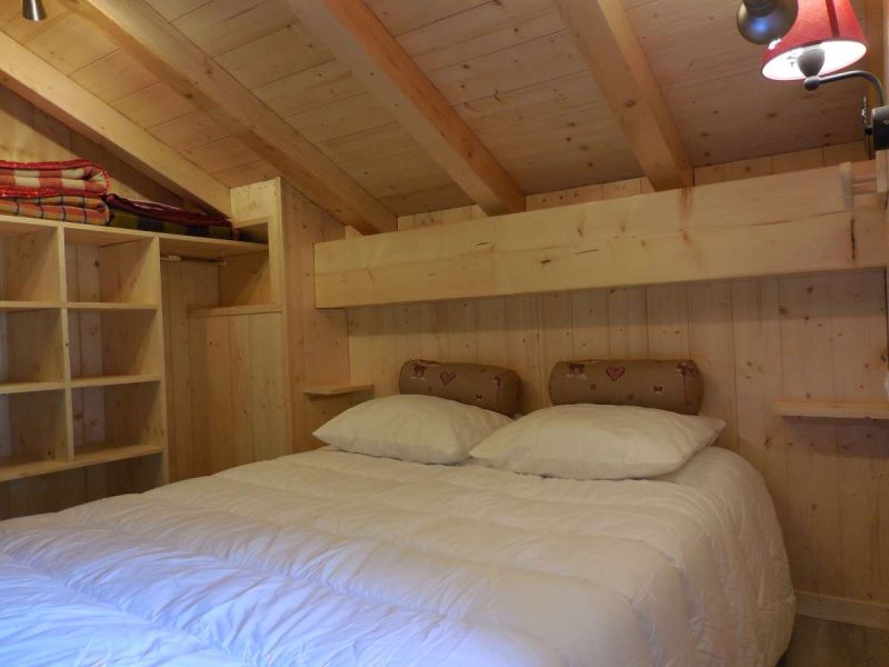 photo 18 Owner direct vacation rental Peisey-Vallandry chalet Rhone-Alps Savoie bedroom 2