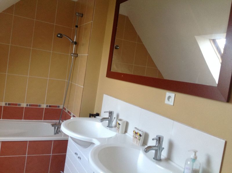 photo 15 Owner direct vacation rental Carnac maison Brittany Morbihan bathroom