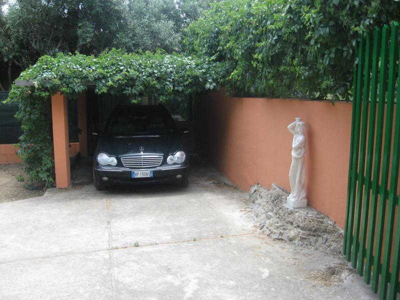 photo 10 Owner direct vacation rental Solanas villa Sardinia Cagliari Province Hall