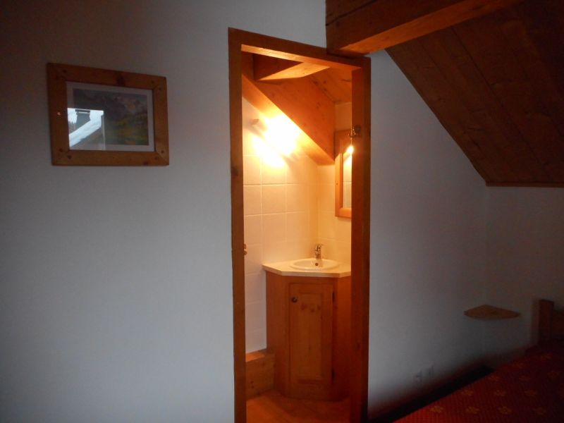 photo 12 Owner direct vacation rental Oz en Oisans appartement Rhone-Alps Isre Half bath