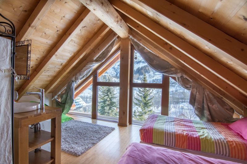 photo 6 Owner direct vacation rental Valloire chalet Rhone-Alps Savoie bedroom 4