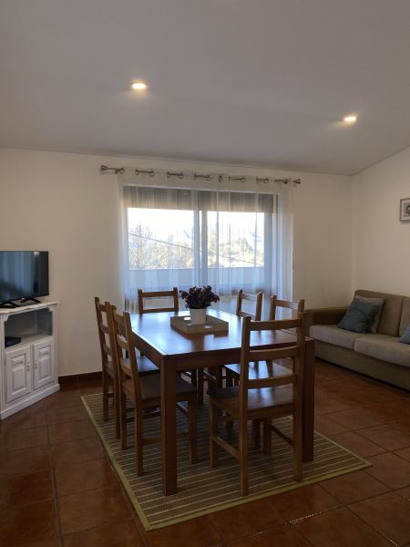 photo 21 Owner direct vacation rental Gers appartement Entre Douro e Minho  Dining room