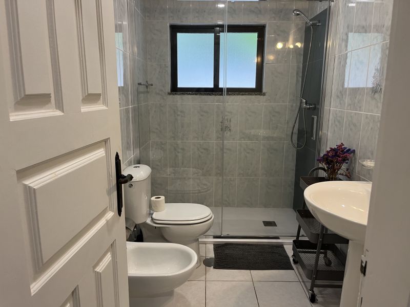 photo 7 Owner direct vacation rental Gers appartement Entre Douro e Minho  bathroom 1