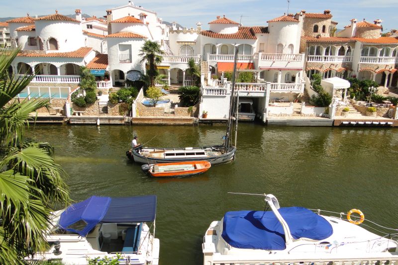 photo 0 Owner direct vacation rental Empuriabrava appartement Catalonia Girona (province of) View from the balcony