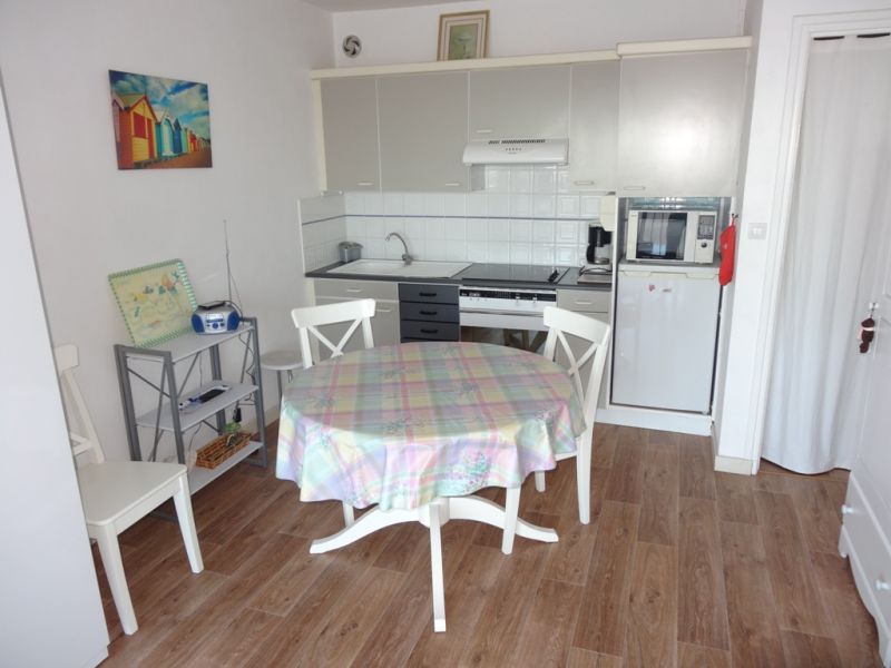 photo 2 Owner direct vacation rental Berck-Plage studio Nord-Pas de Calais Pas de Calais Open-plan kitchen