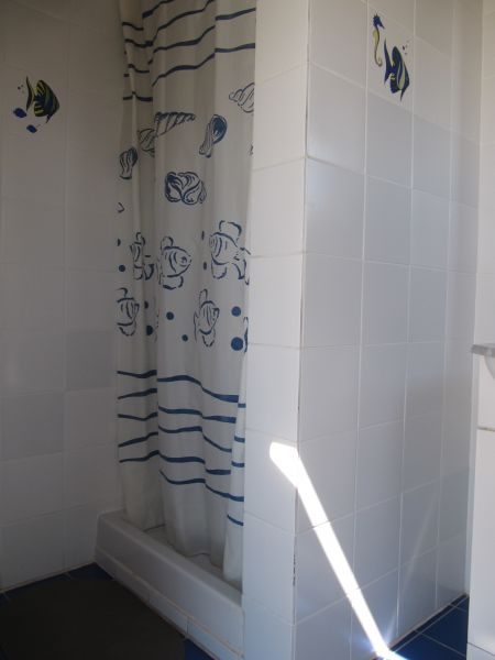 photo 7 Owner direct vacation rental Gruissan appartement Languedoc-Roussillon Aude Half bath