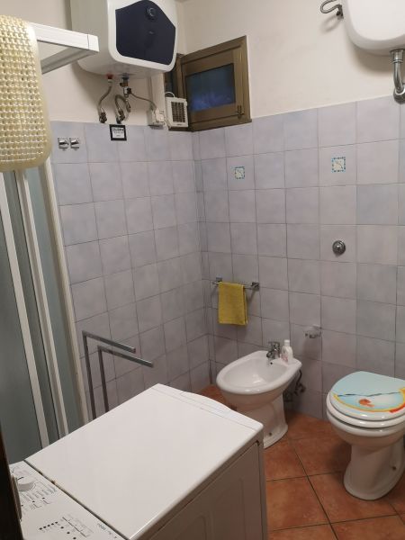 photo 21 Owner direct vacation rental Porto Azzurro appartement Tuscany Elba Island bathroom