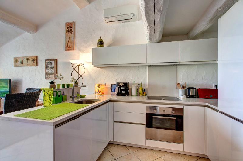photo 8 Owner direct vacation rental Agay maison Provence-Alpes-Cte d'Azur Var Open-plan kitchen