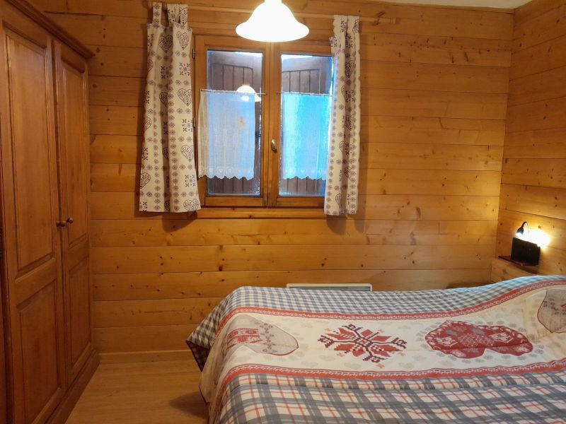 photo 10 Owner direct vacation rental Les Orres chalet Provence-Alpes-Cte d'Azur Hautes-Alpes bedroom