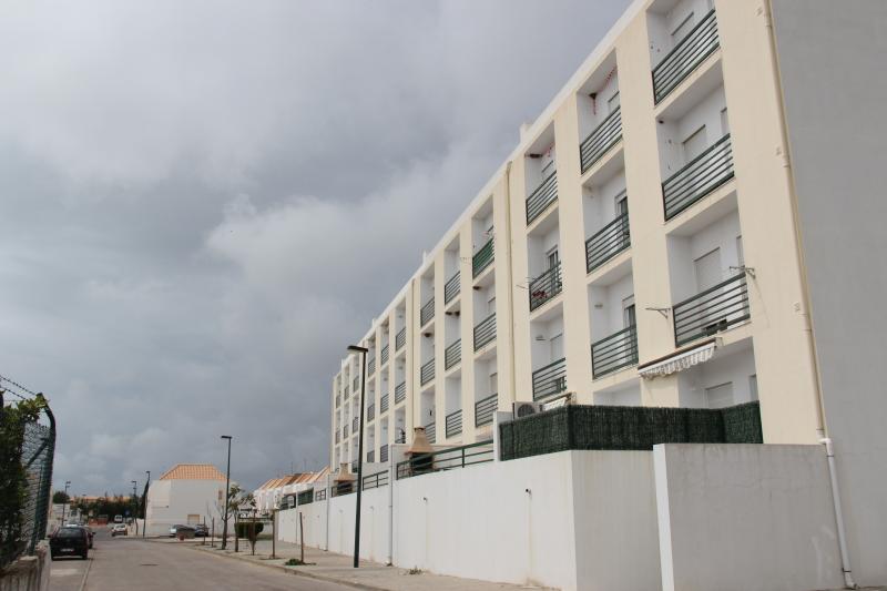 photo 11 Owner direct vacation rental Altura appartement Algarve  View of the property from outside