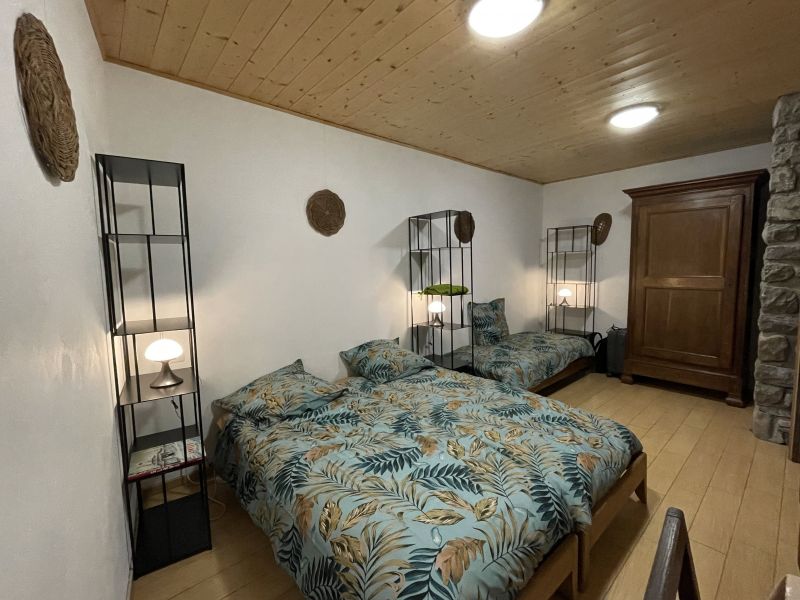 photo 8 Owner direct vacation rental Morzine chalet Rhone-Alps Haute-Savoie bedroom 4