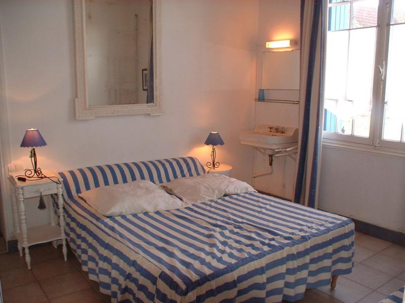 photo 9 Owner direct vacation rental La Bre les Bains maison Poitou-Charentes Charente-Maritime bedroom
