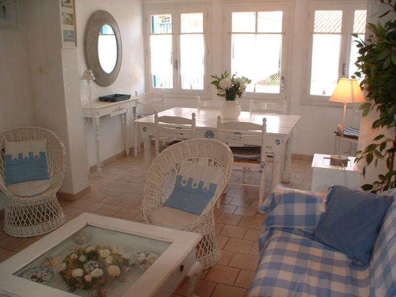 photo 4 Owner direct vacation rental La Bre les Bains maison Poitou-Charentes Charente-Maritime Living room