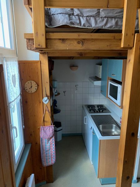 photo 6 Owner direct vacation rental Barges studio Midi-Pyrnes Hautes-Pyrnes Kitchenette