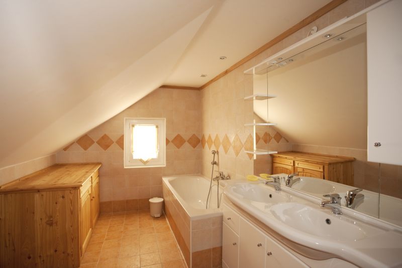 photo 12 Owner direct vacation rental Brianon appartement Provence-Alpes-Cte d'Azur Hautes-Alpes bathroom 2