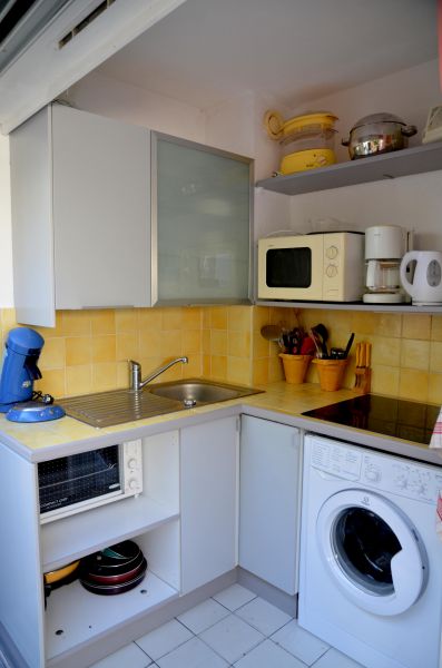 photo 2 Owner direct vacation rental La Grande Motte studio Languedoc-Roussillon Hrault Kitchenette