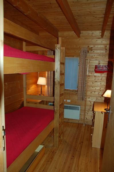 photo 10 Owner direct vacation rental Les 2 Alpes chalet Rhone-Alps Isre bedroom 3