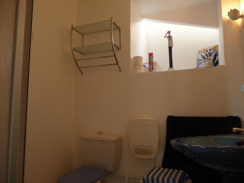 photo 15 Owner direct vacation rental Etretat appartement Normandy (Haute-Normandie) Seine-Maritime Half bath 1