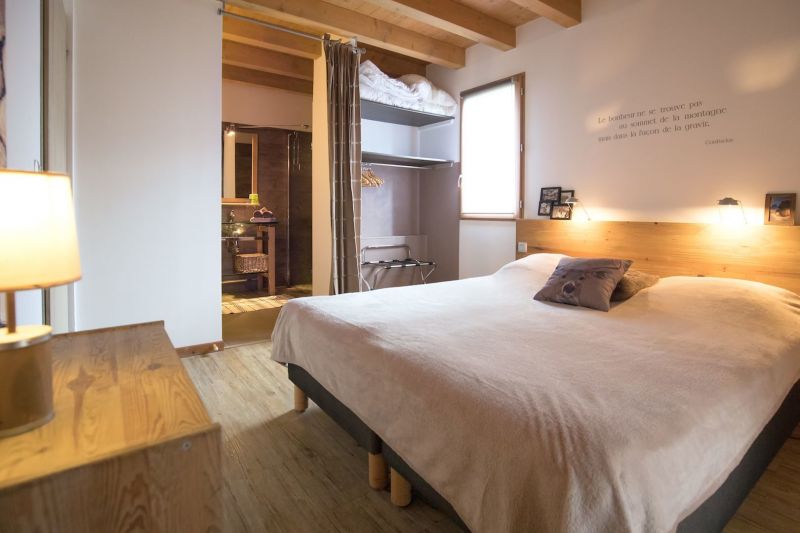 photo 13 Owner direct vacation rental Valfrjus chalet Rhone-Alps Savoie bedroom 1
