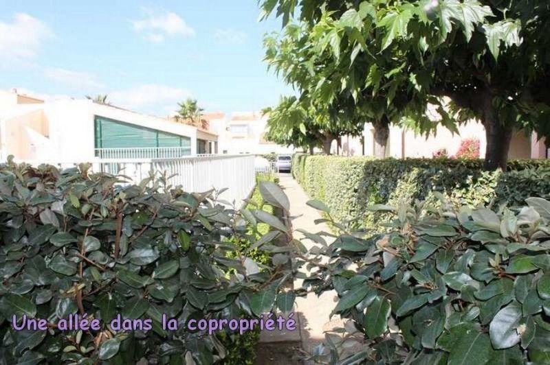 photo 18 Owner direct vacation rental Cap d'Agde appartement Languedoc-Roussillon Hrault View of the property from outside