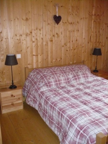 photo 13 Owner direct vacation rental Les Carroz d'Araches appartement Rhone-Alps Haute-Savoie bedroom 1