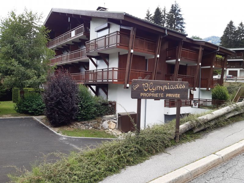 photo 2 Owner direct vacation rental Praz sur Arly appartement Rhone-Alps Haute-Savoie View of the property from outside