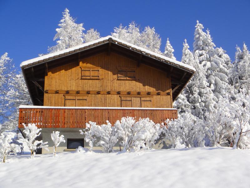 photo 0 Owner direct vacation rental Les Carroz d'Araches chalet Rhone-Alps Haute-Savoie View of the property from outside