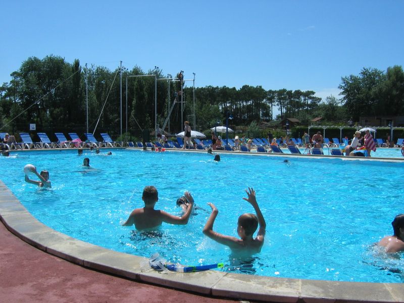 photo 3 Owner direct vacation rental Talmont-Saint-Hilaire appartement Pays de la Loire Vende Swimming pool