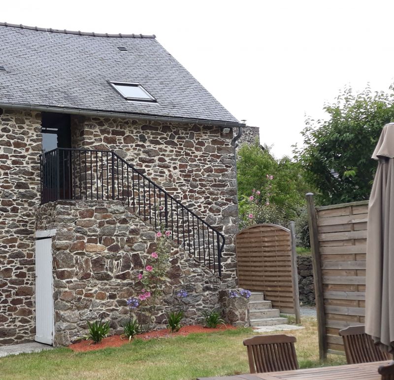 photo 6 Owner direct vacation rental Dinan gite Brittany Ctes d'Armor View of the property from outside