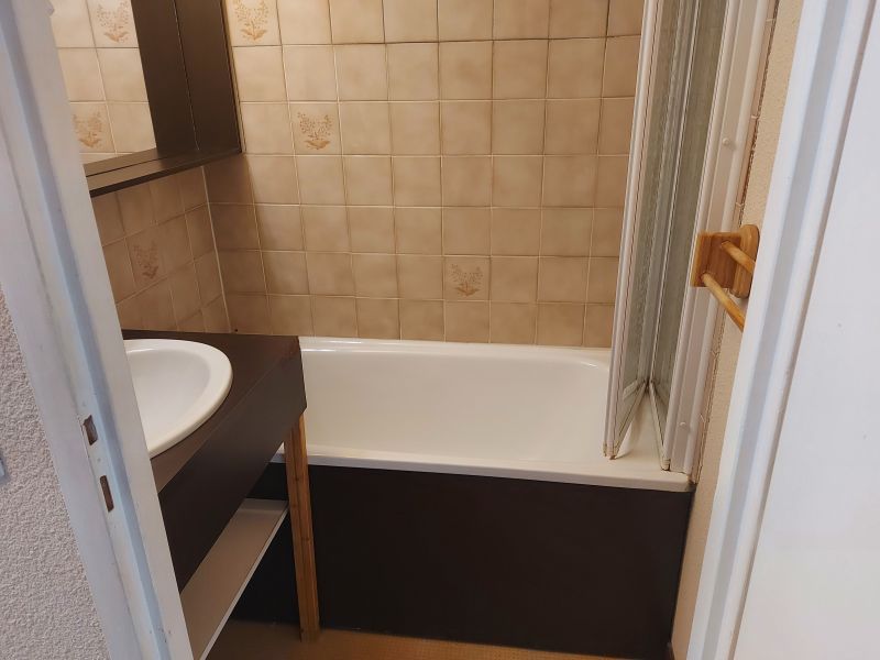 photo 16 Owner direct vacation rental Chamrousse appartement Rhone-Alps Isre bathroom