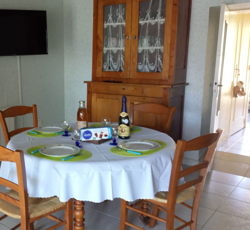 photo 20 Owner direct vacation rental Dinan maison Brittany Ctes d'Armor Dining room