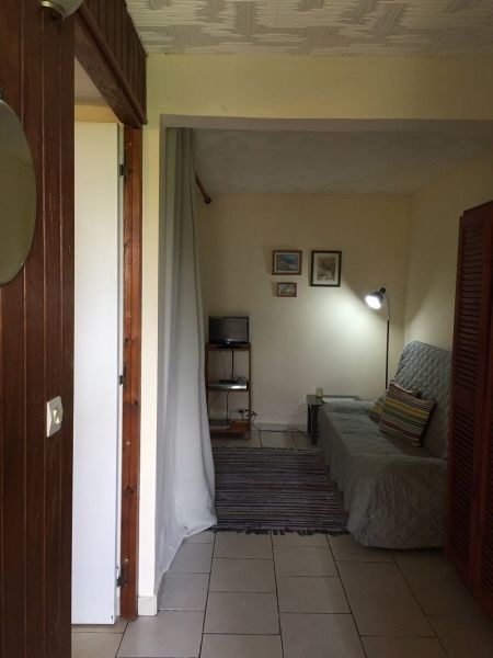 photo 3 Owner direct vacation rental Vieux-habitants studio Basse Terre  Hall