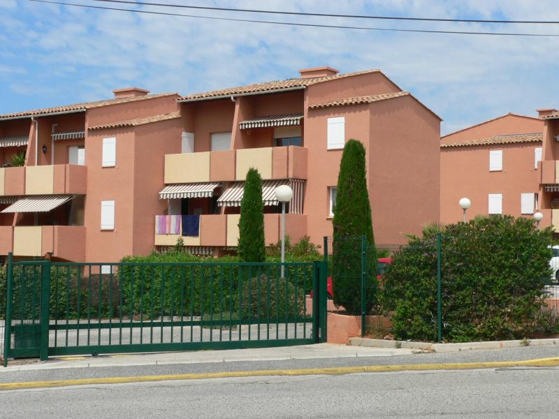 photo 2 Owner direct vacation rental Bandol appartement Provence-Alpes-Cte d'Azur Var View of the property from outside