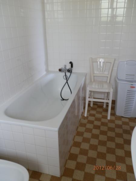photo 12 Owner direct vacation rental Concarneau maison Brittany Finistre bathroom